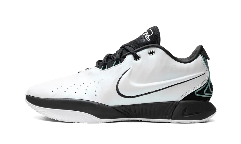Nike LeBron 21 “Conchiolin” (HF5841-100)