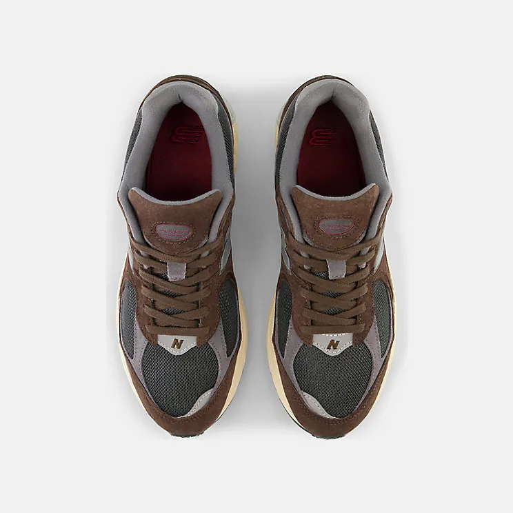 new-balance-2002r M2002RLY