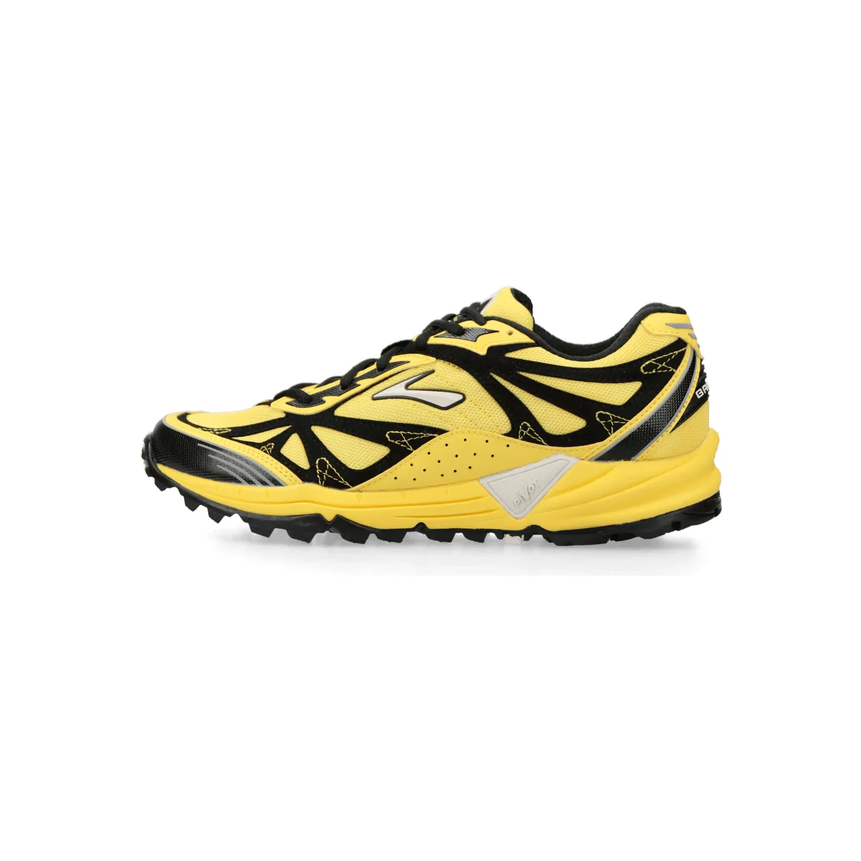 brooks-cascadia-1 110502-1D-798