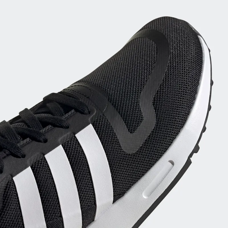 Adidas Multix Core Black / Cloud White / Core Black (FX5119)
