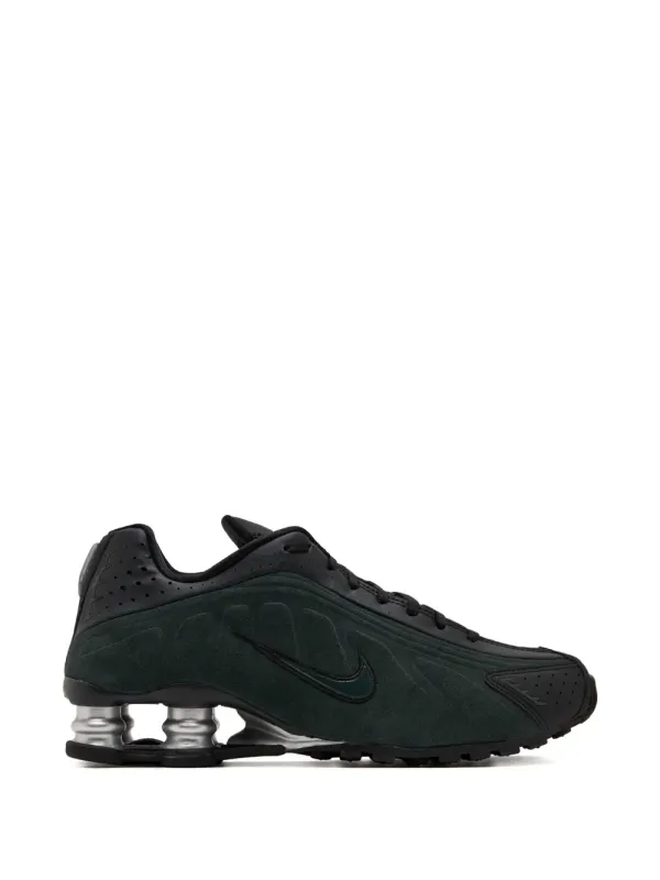 Nike Shox R4 sneakers – Grey (HQ7739)