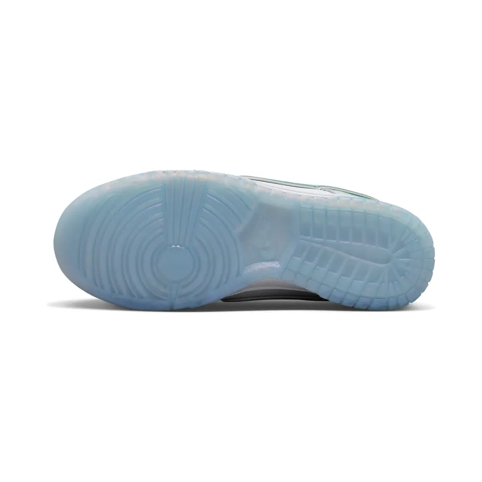 Nike DUNK LOW “Unlock Your Space” (FJ7743-194)