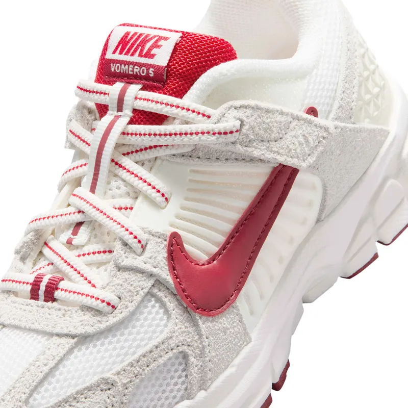 nike-vomero IO9259-100