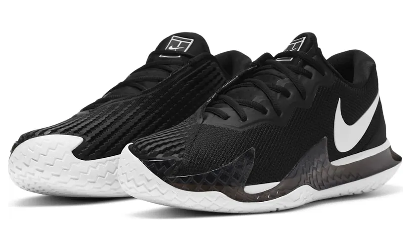nikecourt CD0424-010