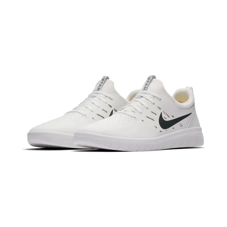 nike-free AA4272-100