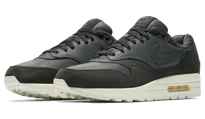 nike-air-max 859554-004