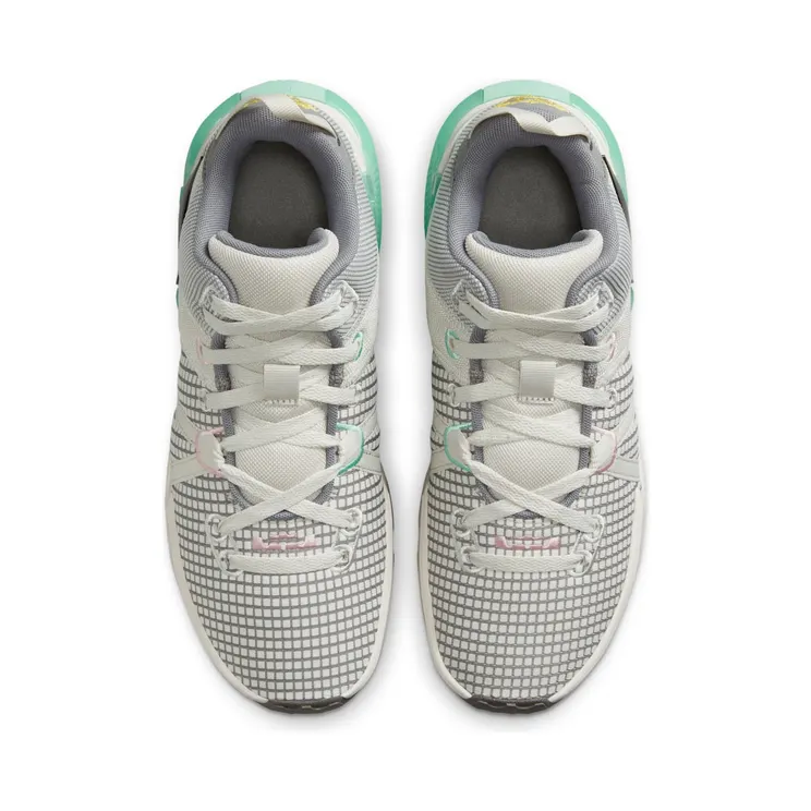 lebron-witness-8 DM1123-006