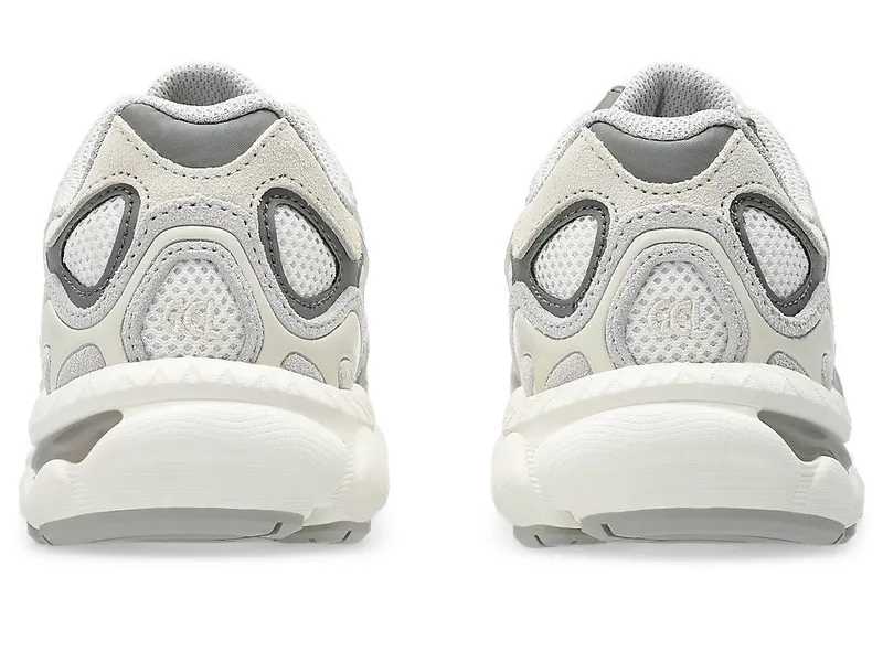 ASICS GEL-NYC PS “Cream / Oyster Grey” (1204A176-100)