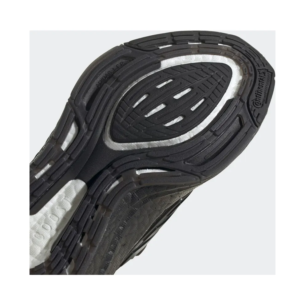 adidas Ultraboost 22 Core Black / Core Black / Core Black (GZ3996)