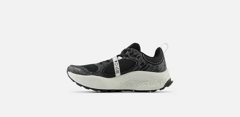 New Balance Fresh Foam X Hierro v8 Black Sea Salt Grey Matter (WTHIERK8)