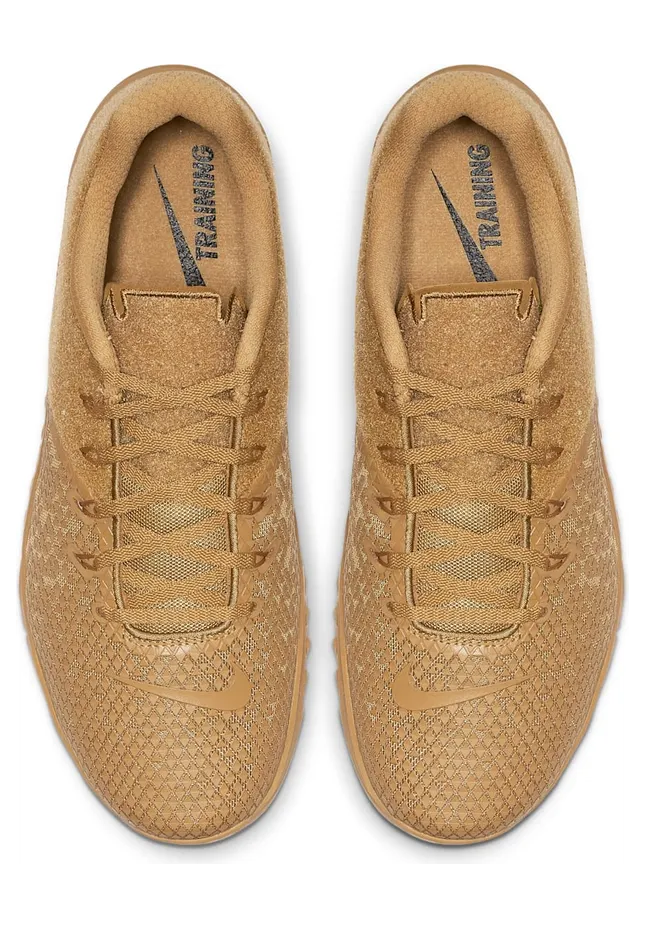 nike-metcon BQ3088-700