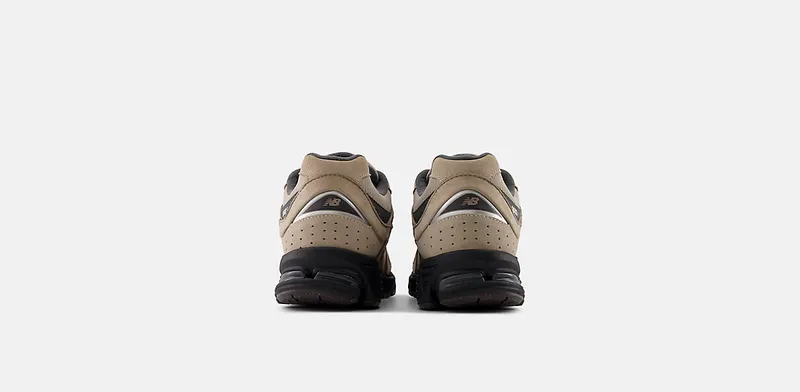 New Balance 2002R “Driftwood” (M2002REG)