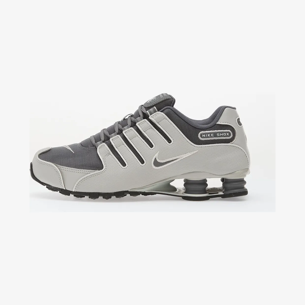 nike-shox IQ8264001