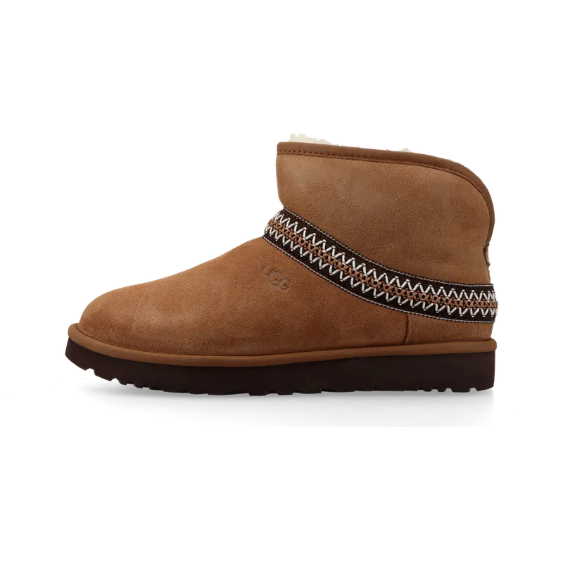 UGG Classic Mini Crescent Chestnut (1158262-CHE)