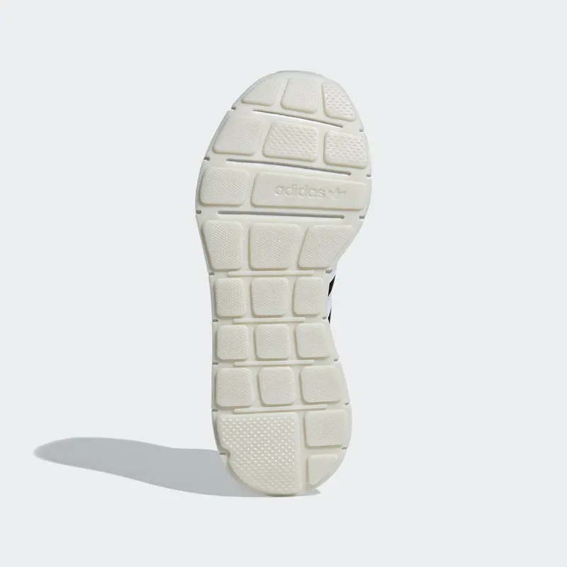 Adidas Swift Run X Core Black / Cloud White / True Pink (FY5441)
