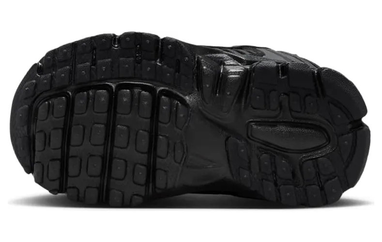 nike-vomero IR4588-007