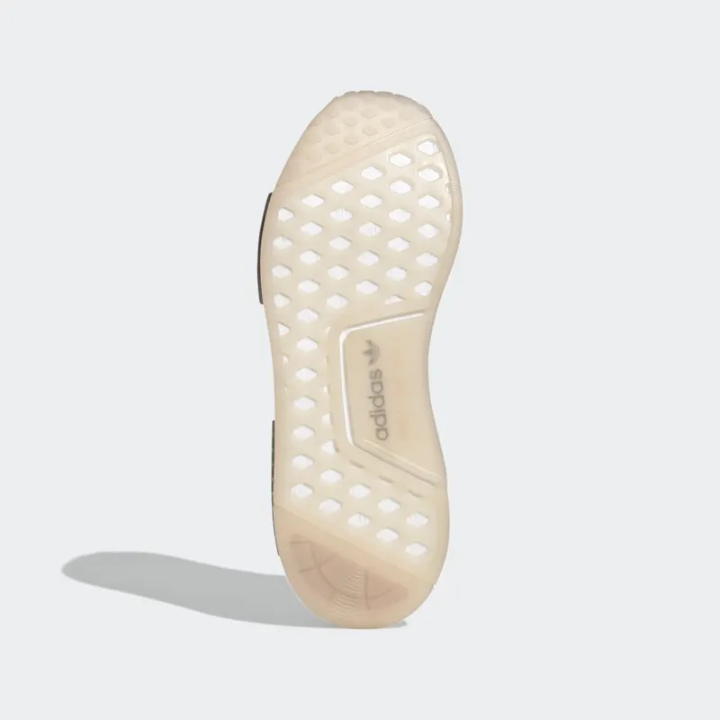 adidas NMD_R1 Spectoo Bliss / Light Brown / Silver Metallic (GZ9266)