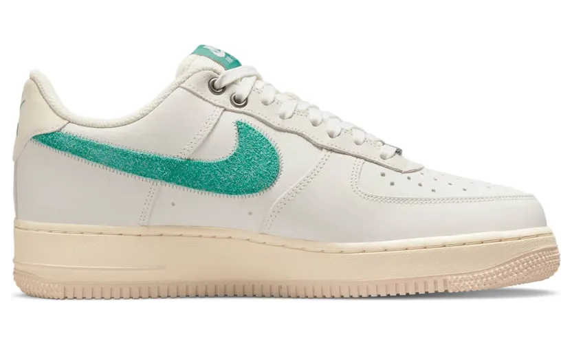 nike-air-force DO5876-100