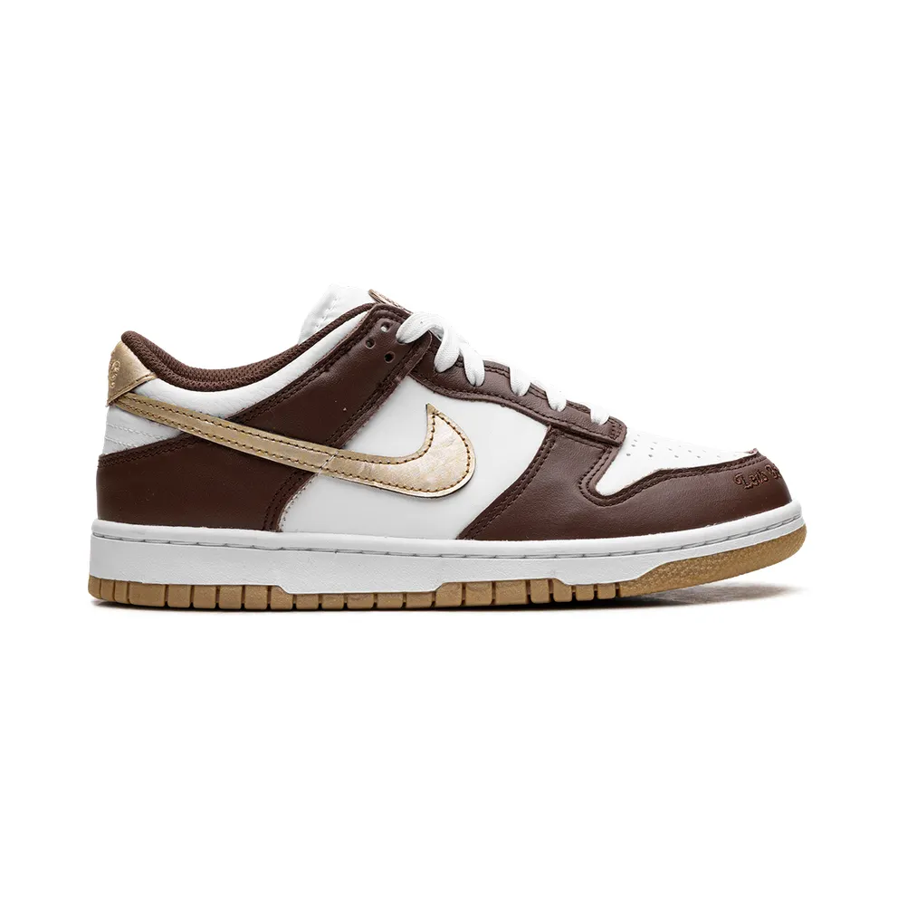 Nike Dunk Low “Cacao Wow Metallic Gold” (HM3725-171)