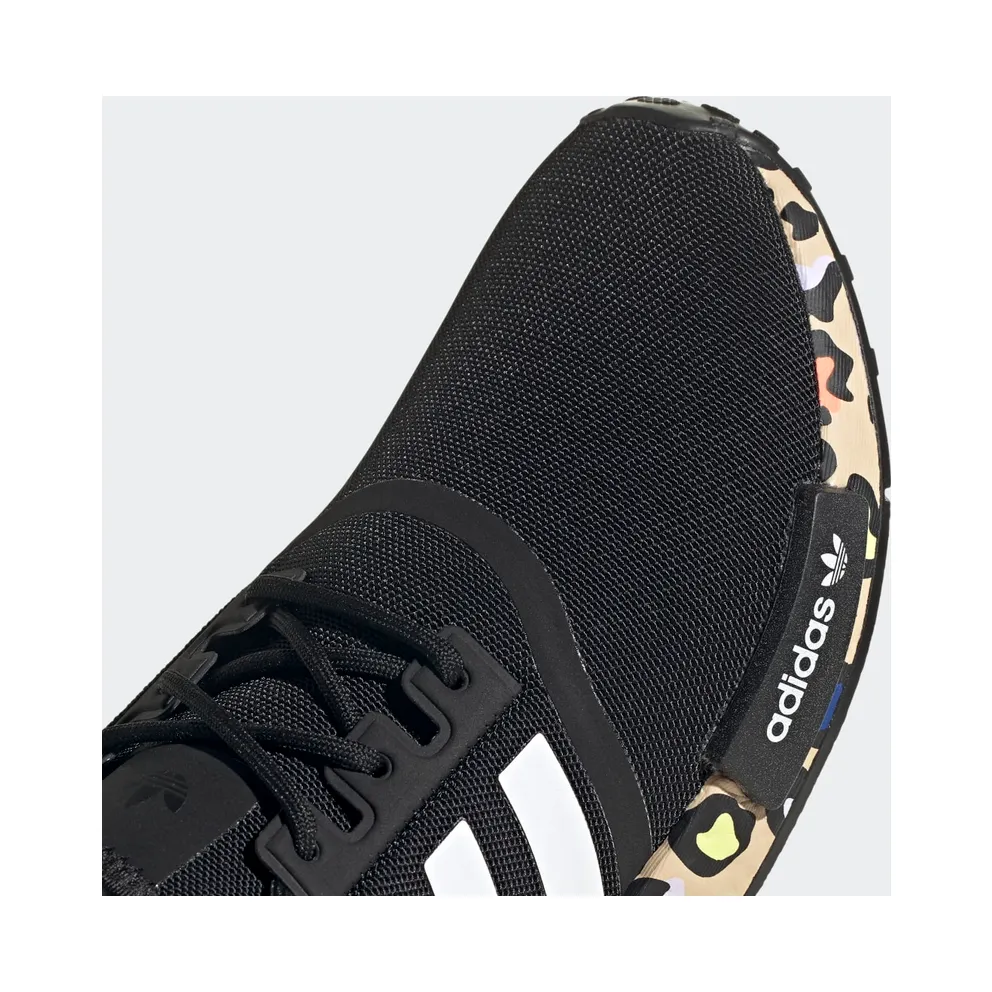 adidas NMD_R1 Core Black / Cloud White / Pale Nude (GZ8024)