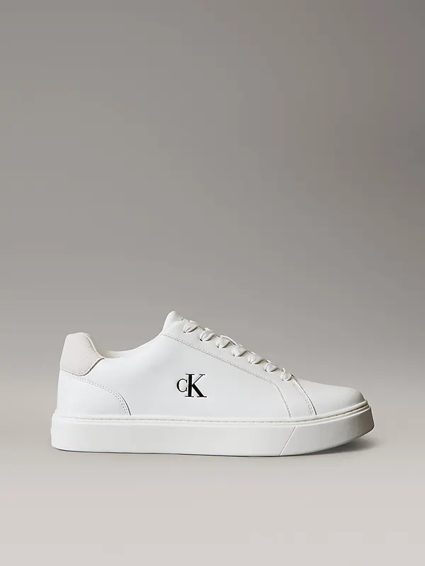 Calvin Klein Ck Baseline – Leather Signature “TRIPLE BRIGHT WHITE” (YM0YM014350K4)