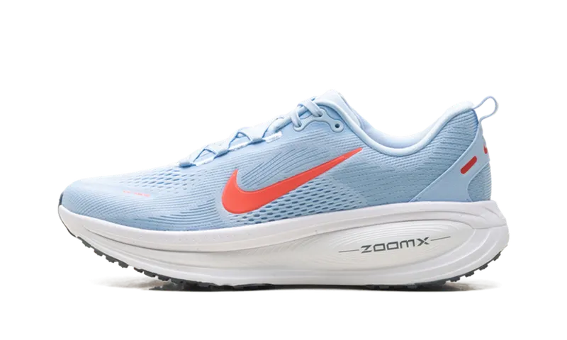 Nike Vomero 18 “Ice Blue / White / Blue Fox / Bright Crimson” (IQ9406-411)