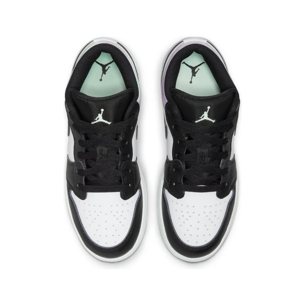 Air Jordan 1 Low SE Older Kids’ White (DQ2514-100)