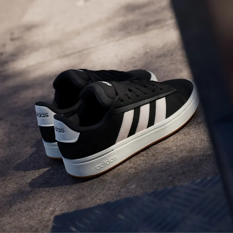 Adidas Grand Court Alpha Core Black / Wonder Quartz / Gum (JQ3000)