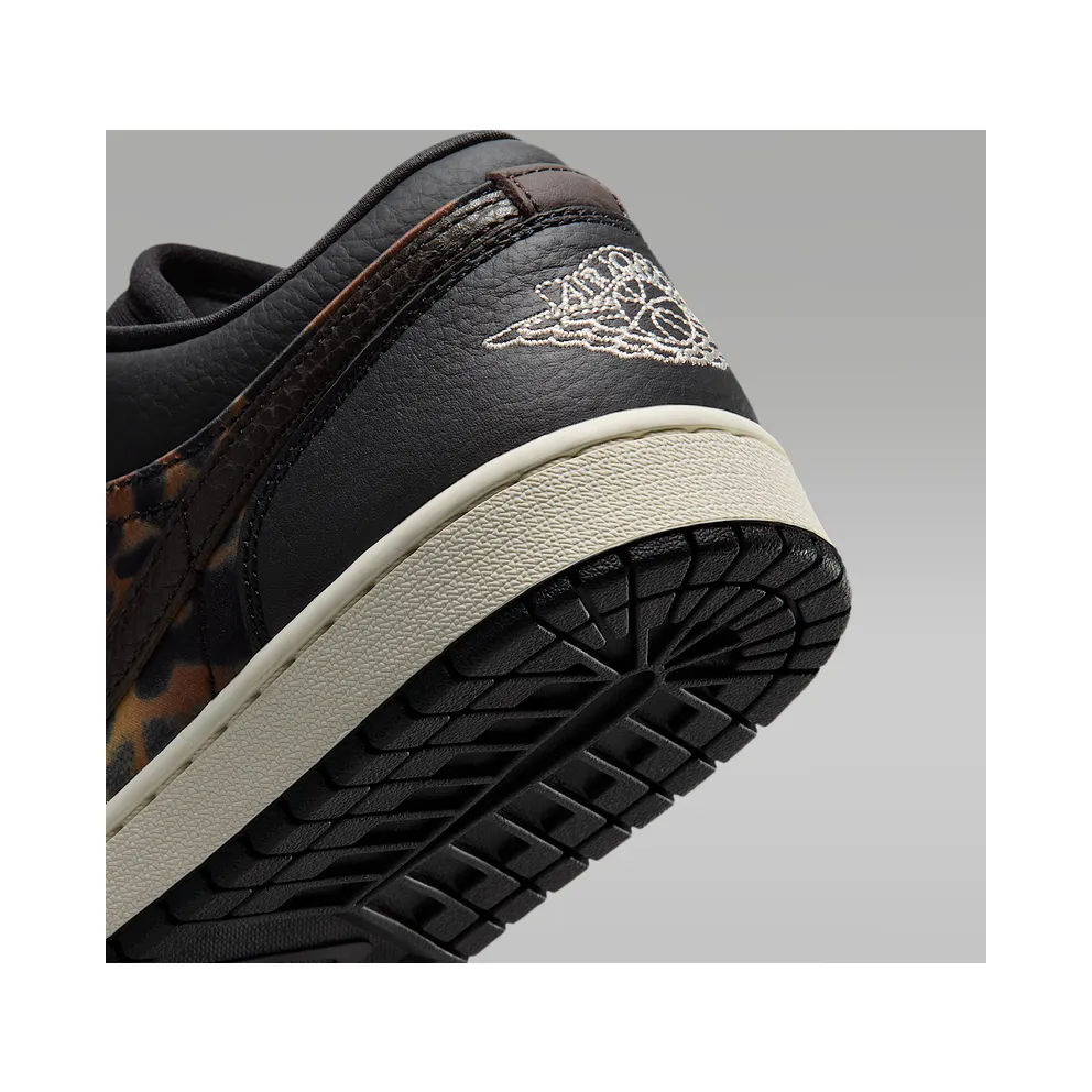 Air Jordan 1 Black / Velvet Brown / Chalk (IQ5162-001)