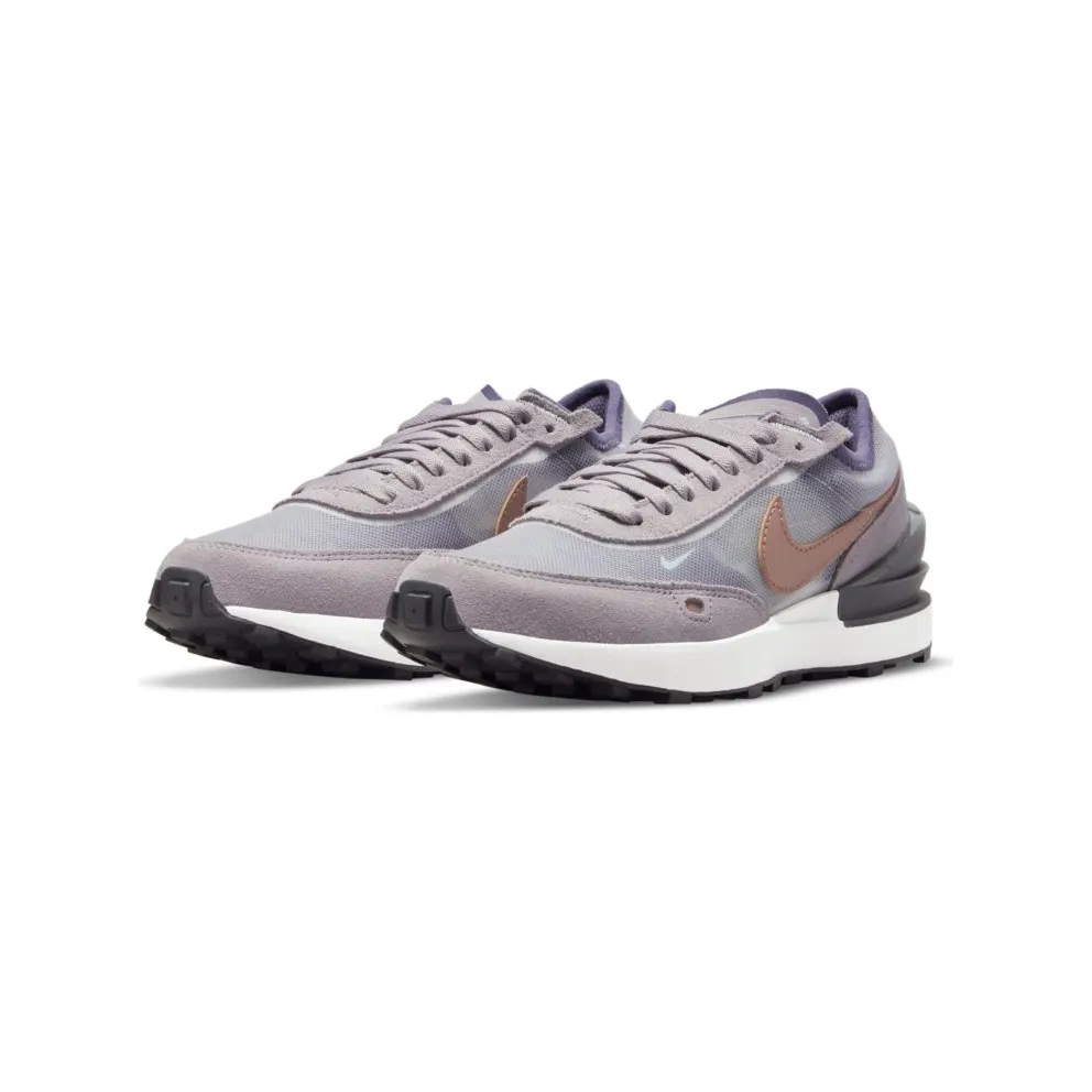 Nike Waffle One Older Kids’ White (DC0481-102)