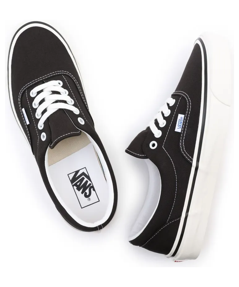 vans-style VN0A2RR1UDA