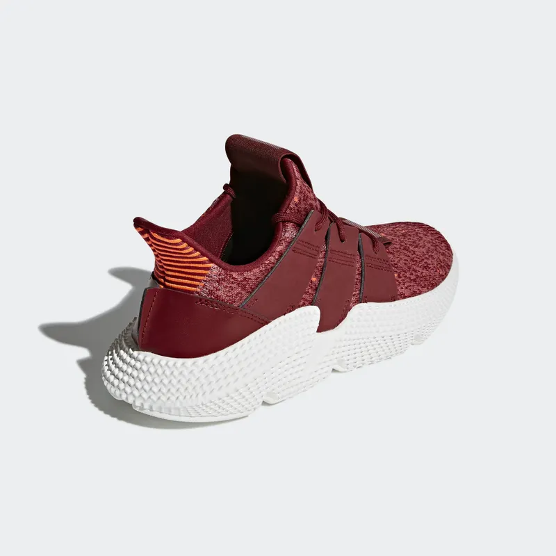 adidas  Prophere Trace Maroon (W) Trace Maroon/Noble Maroon/Solar Red (B37635)