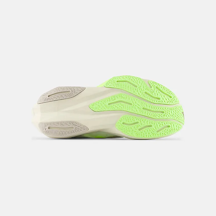 new-balance-fuelcell-rebel MFCXLUM