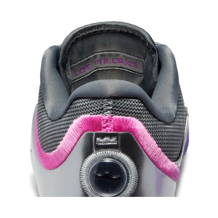 nike-lebron IM9006-001