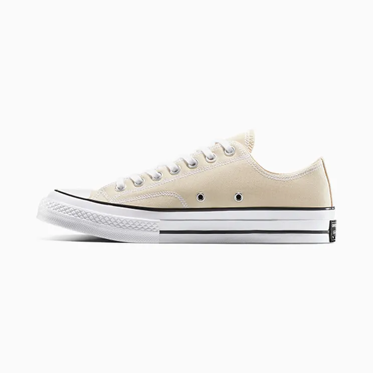 converse-chuck-taylor-all-star A11747C