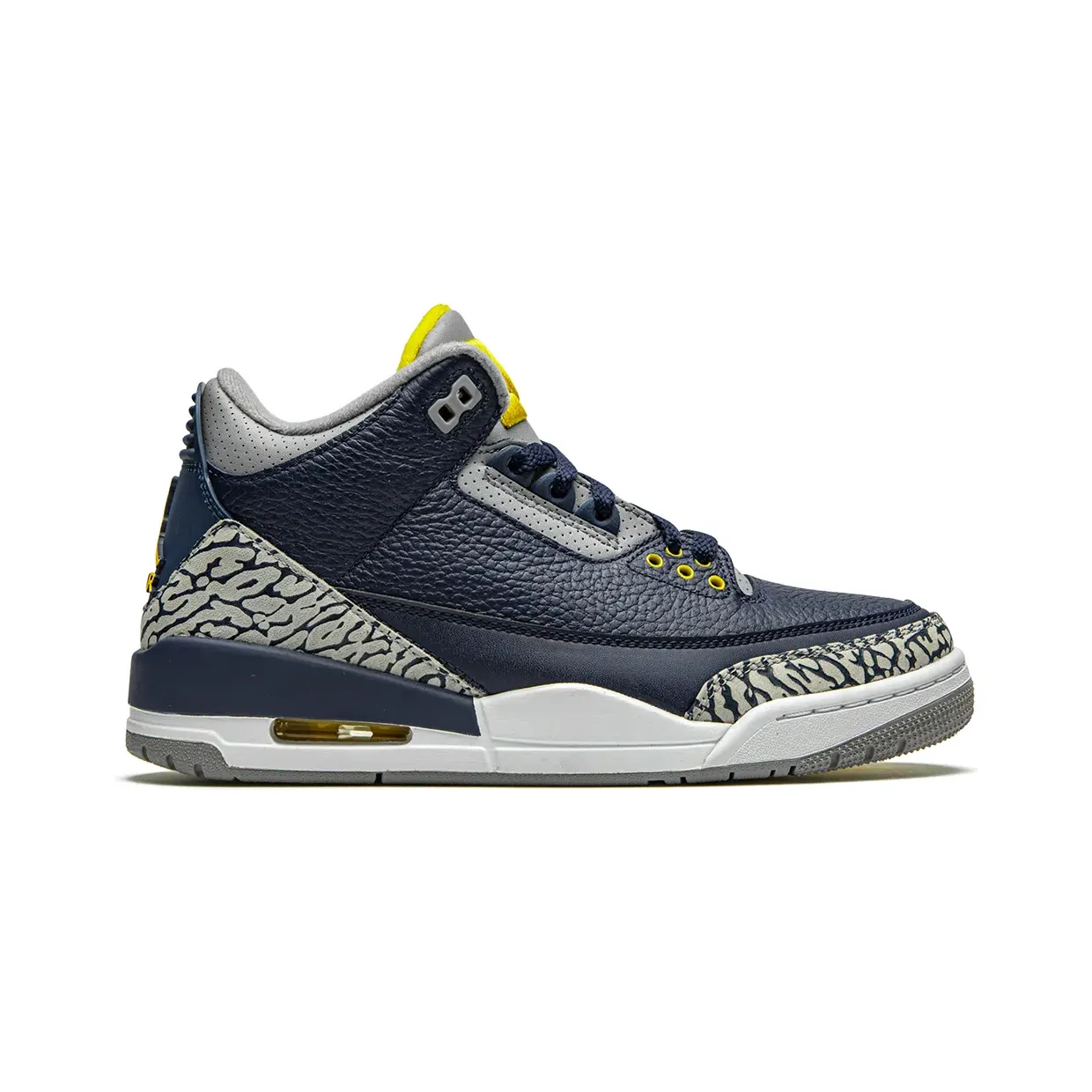 air-jordan-3 AJ3820