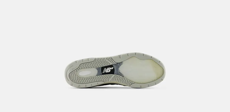 New Balance x Andrew Reynolds Numeric 933 Black Eclipse (UN933BNT)