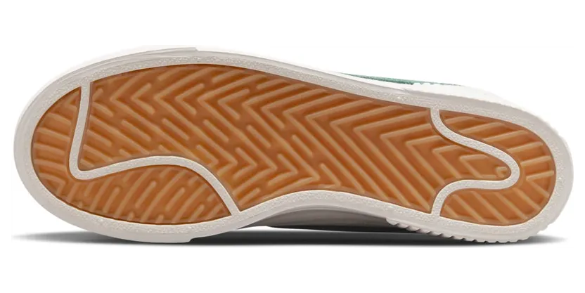 nikecourt FD0355-133