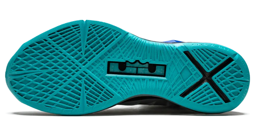 nike-lebron-10 541100-008