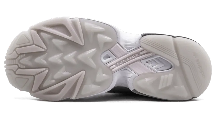 adidas-falcon D96757