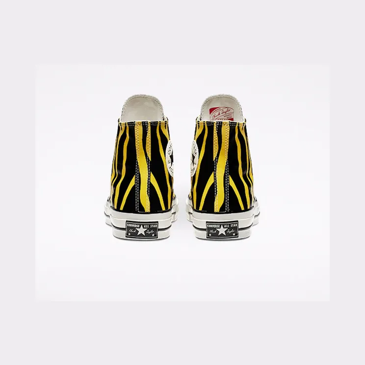 converse-chuck-taylor-all-star 165965C