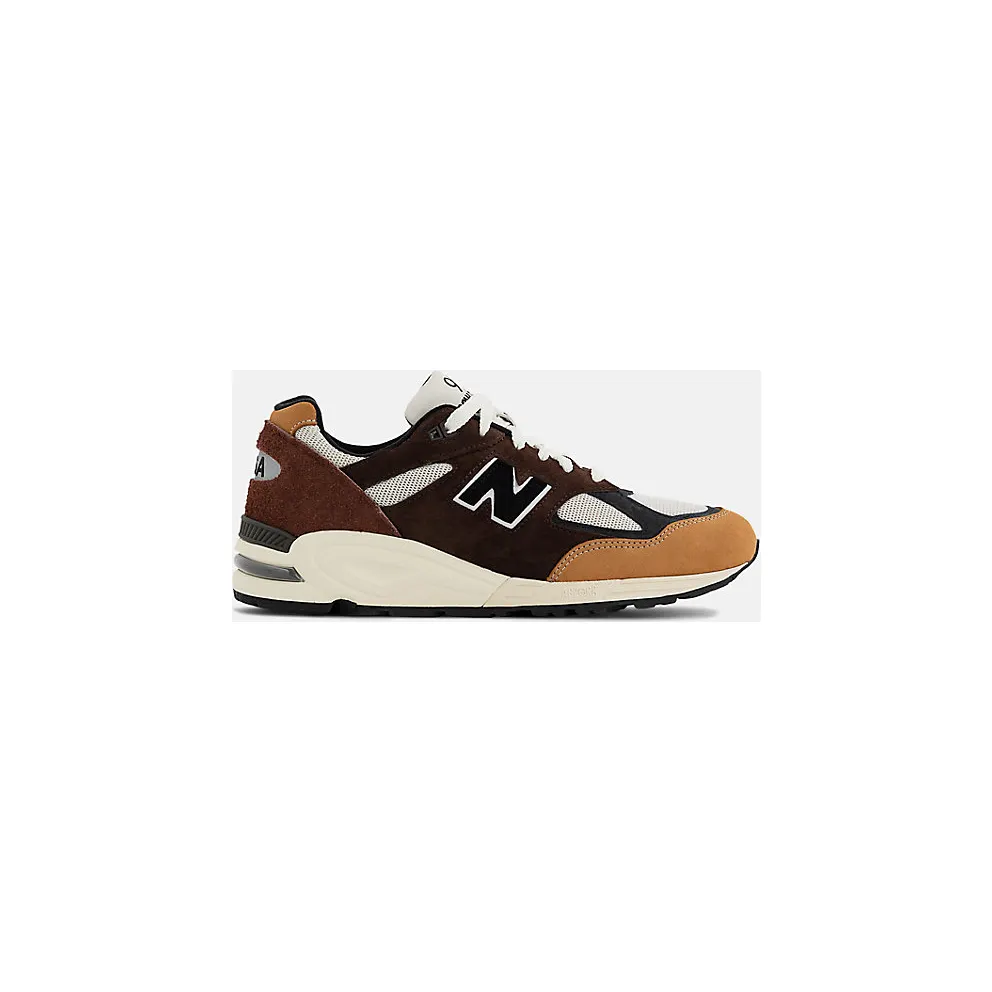New Balance 990v2 MiUSA Season 2 Brown (M990BB2)