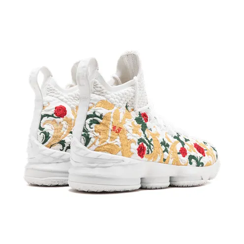nike-lebron-15 AJ3936-100