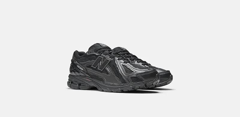 New Balance 1906R “Protection Pack” (M1906DF)