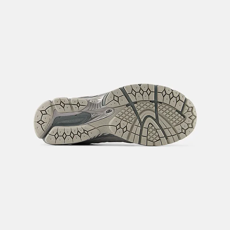 new-balance-2002r U200227R