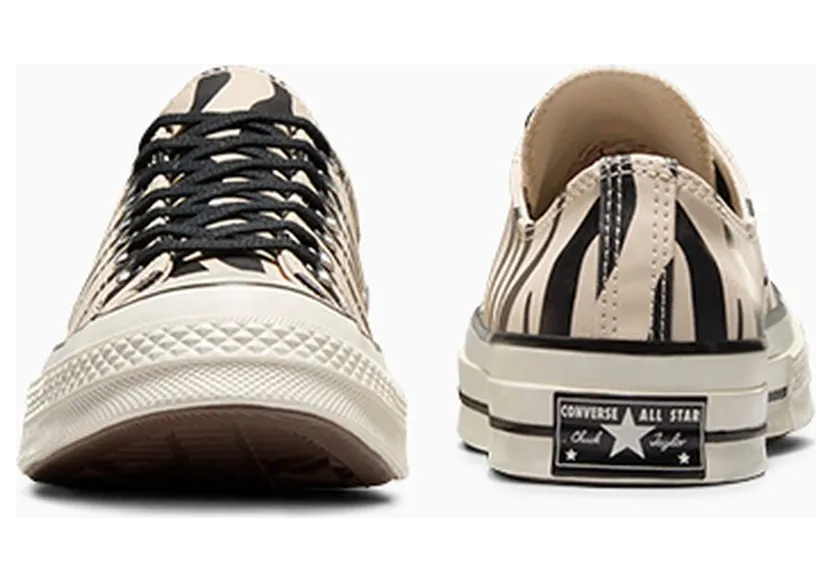 converse-chuck-taylor-all-star A13438C