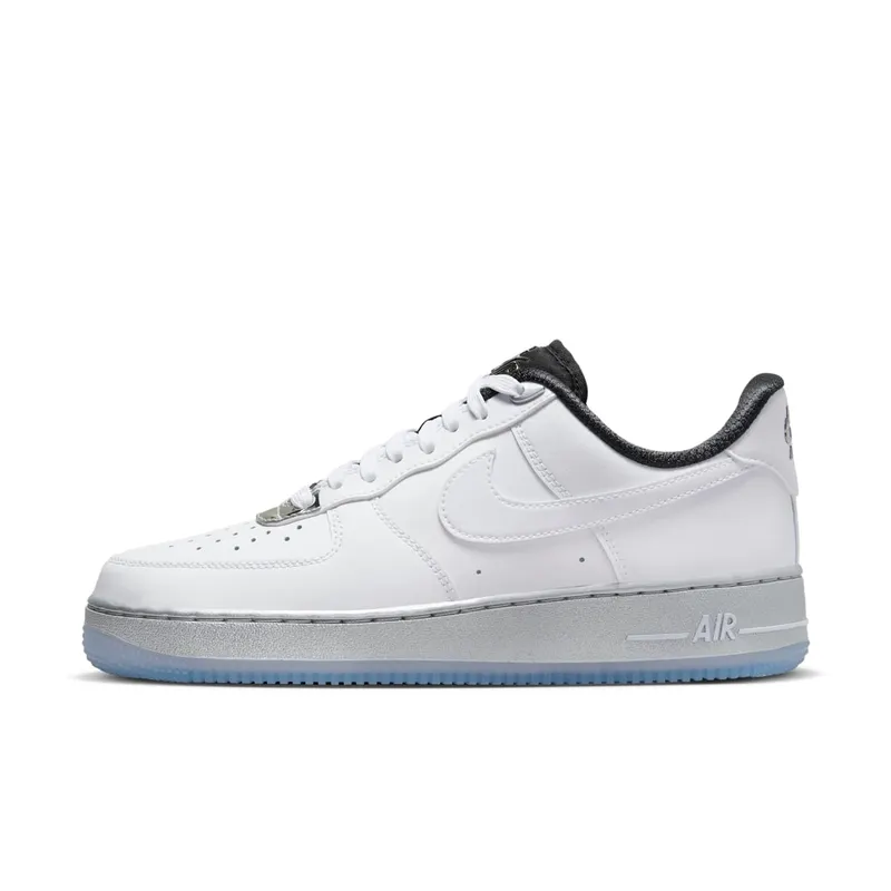 Nike AIR FORCE 1 ’07 SE “White Chrome” (DX6764-100)