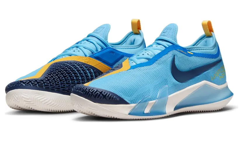 nikecourt CV0726-400