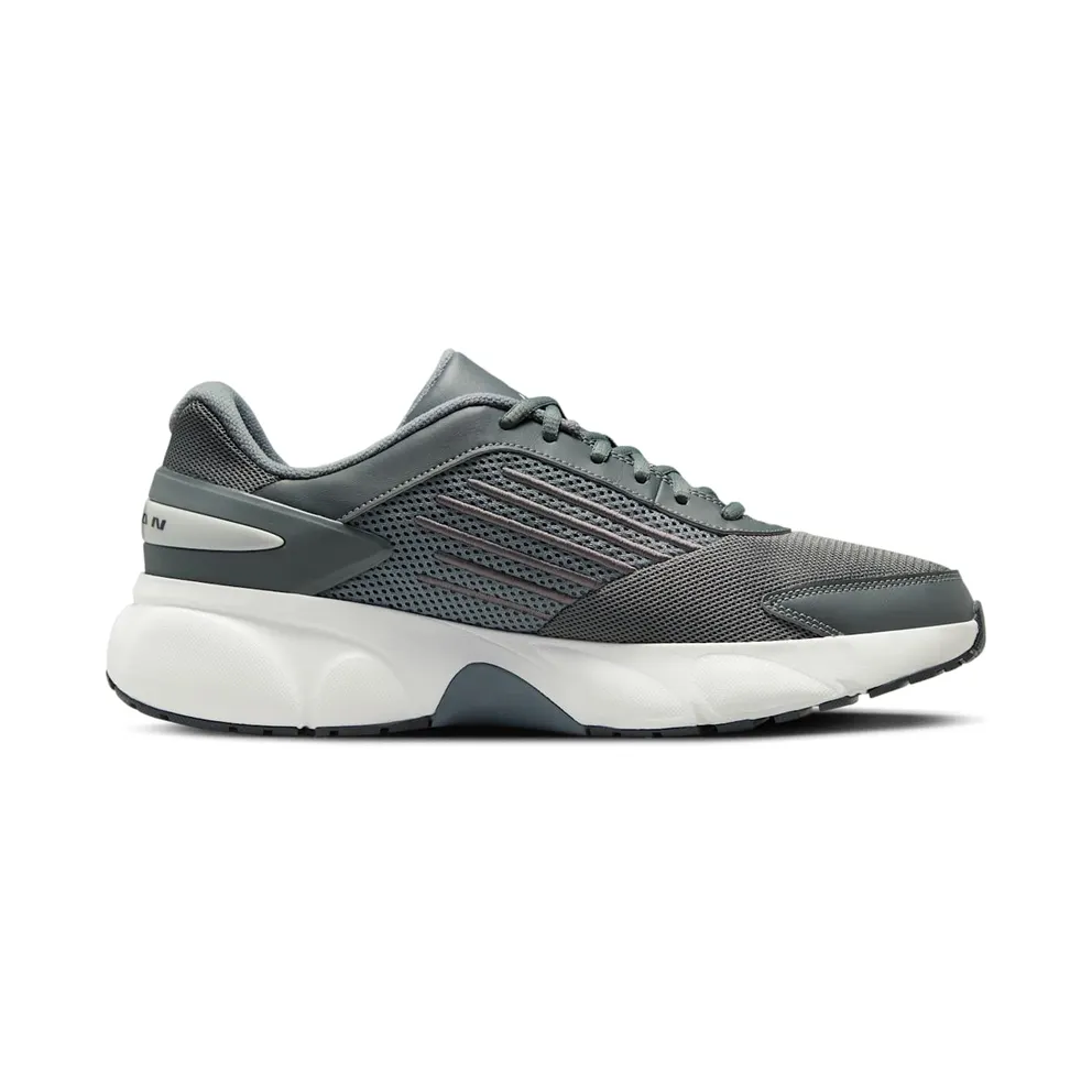 Jordan Trunner Flow “Smoke Grey Iron Grey” (IO2091-002)