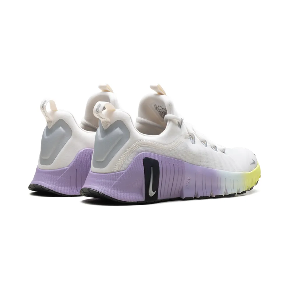 Nike Free Metcon 6 SE “Phantom Black Hydrangeas Metallic Silver” (HJ6214-001)